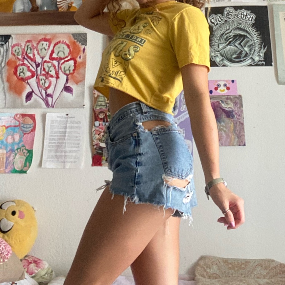 Cropped Tee